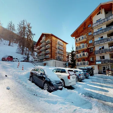 Appartement Snug With Balcony