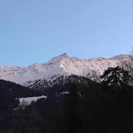 Snug With Balcony Appartement *