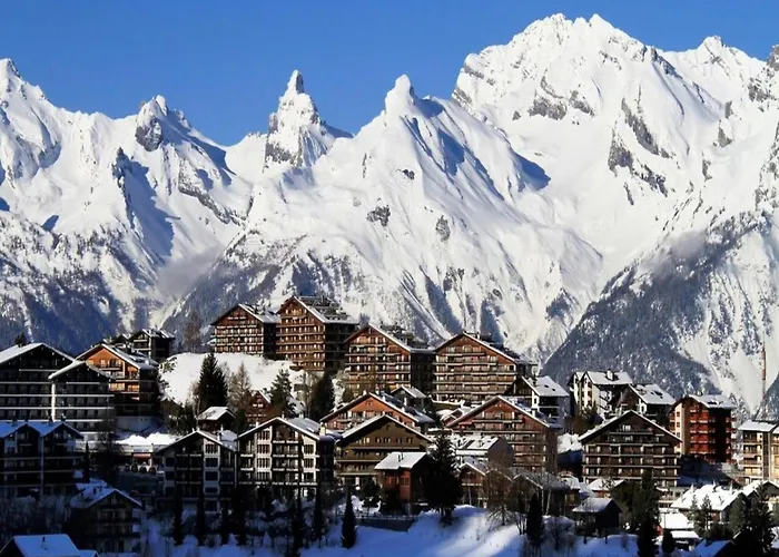 アパート Snug With Balcony