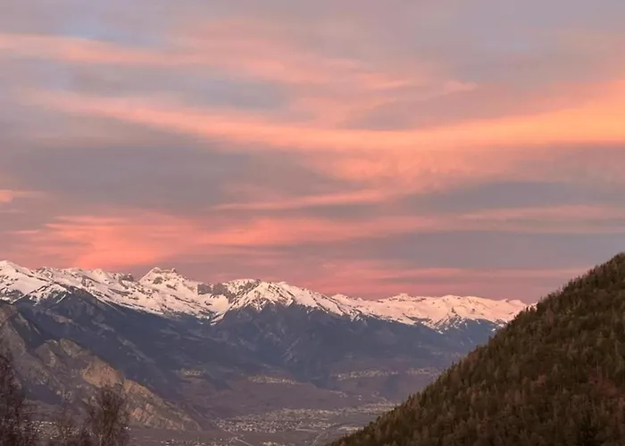 アパート Snug With Balcony