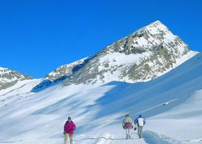 アパート Snug With Balcony ナンダ